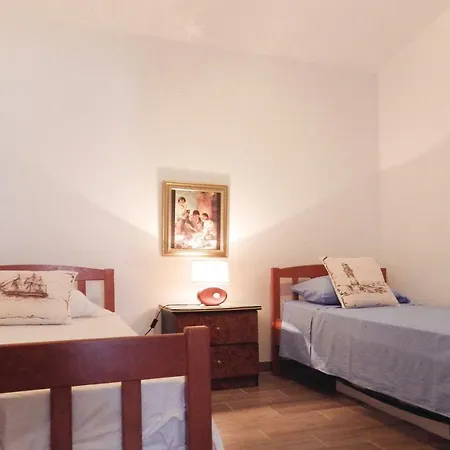 Two-bedroom In Apartment Brna