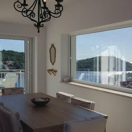 Two-bedroom In * Brna