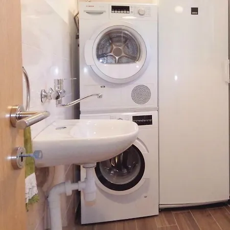 Two-bedroom In شقة